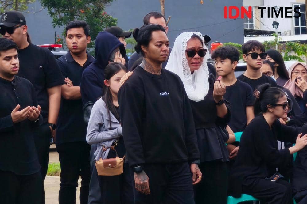 Potret pemakaman Lula Lahfah di TPU Rawa Terate, Sabtu (24/1/2026)