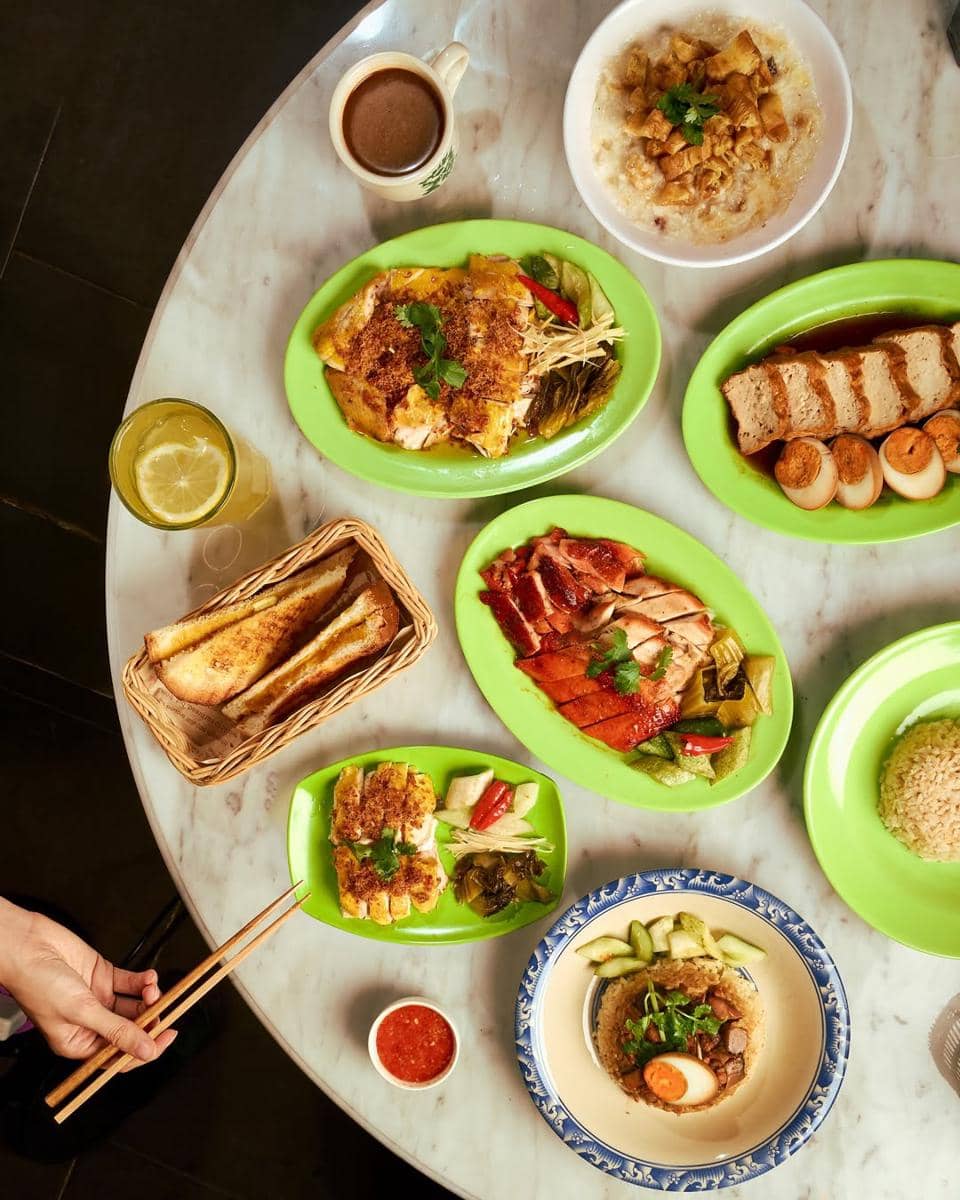 Potret Hoi-Kee, Kelapa Gading