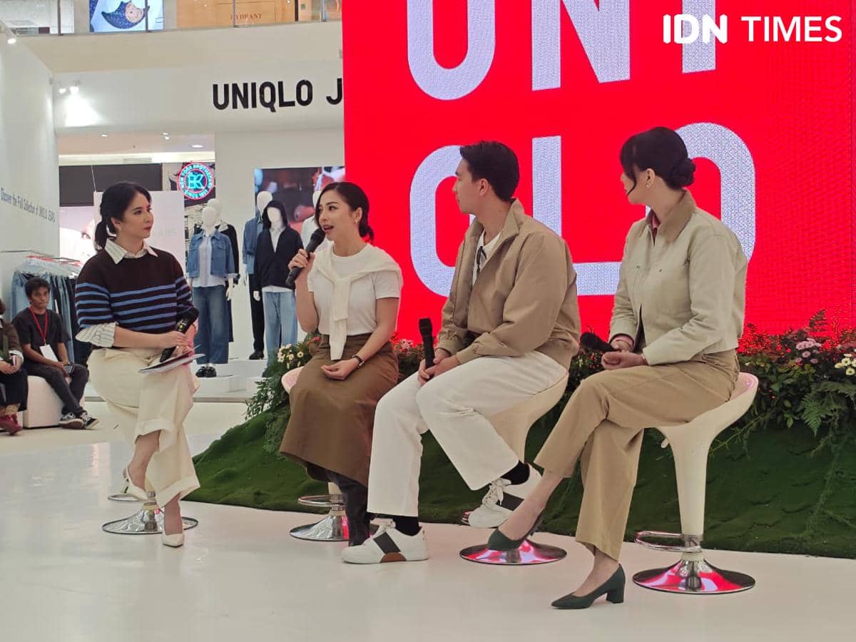 Nikita Willy dan Indra Priawan di UNIQLO Spring/Summer 2026 Season Preview di Atrium Senayan City, Jakarta pada Jumat (24/1/2026). (IDN Times/Febriyanti Revitasari)