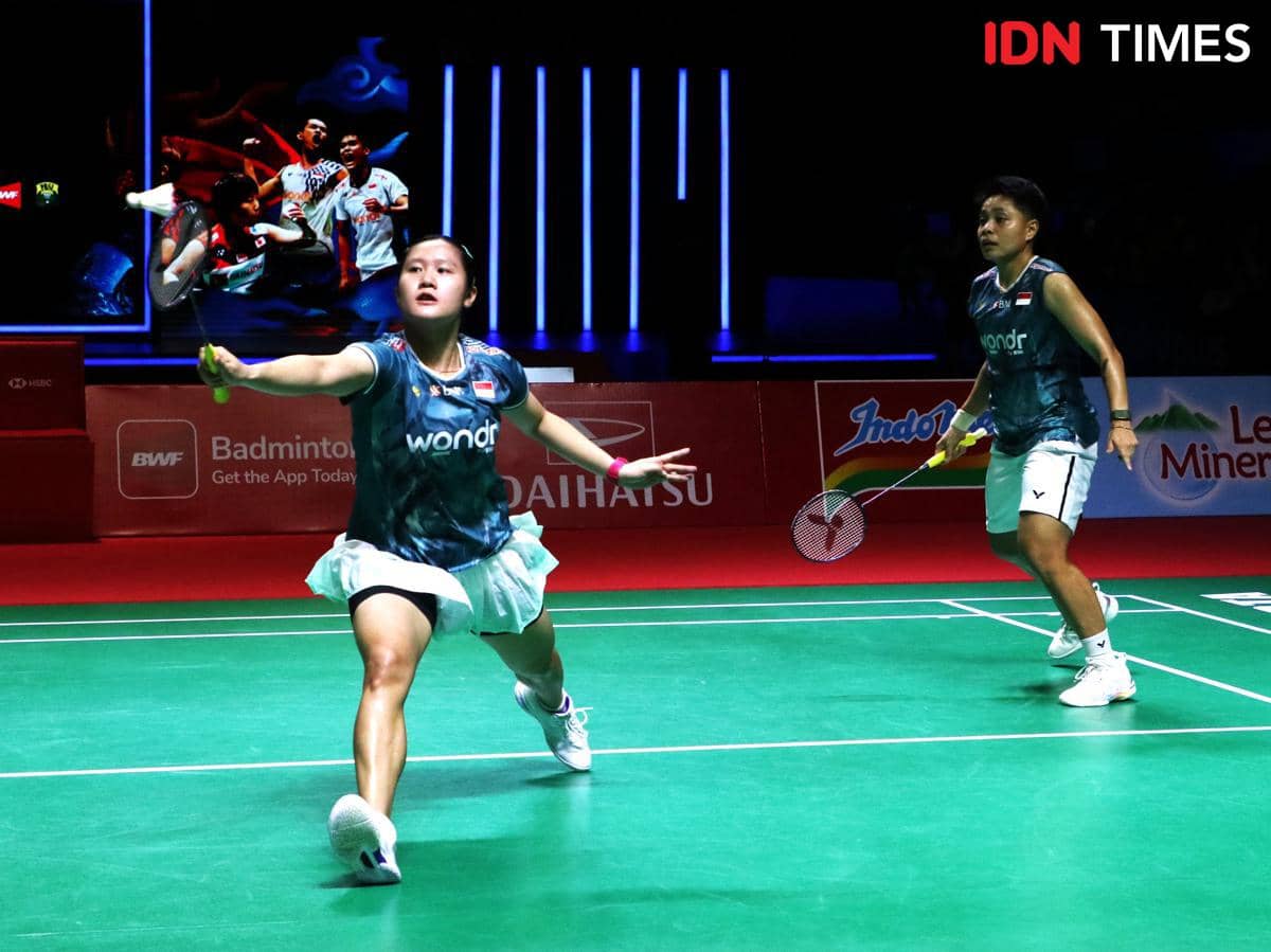 Lanny Tria Mayasari/Apriyani Rahayu angkat koper dari Indonesia Masters 2026 usai kalah di laga semifinal.