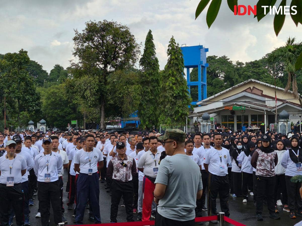 Pengarahan Peserta Diklat PPIH Arab Saudi 2026 oleh Wakil Menteri Haji dan Umrah RI Dahnil Anzar (IDN Times/Yogie Fadila/Dok. Media Center Haji)