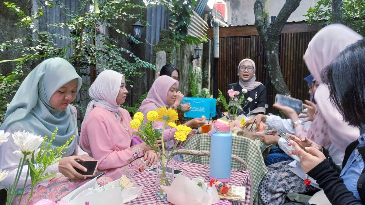 Acara Puan Bertamasya di Kotagede.jpg