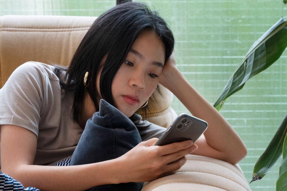 5 Cara Mengurangi Stres Akibat Berita Konflik Global yang Memanas