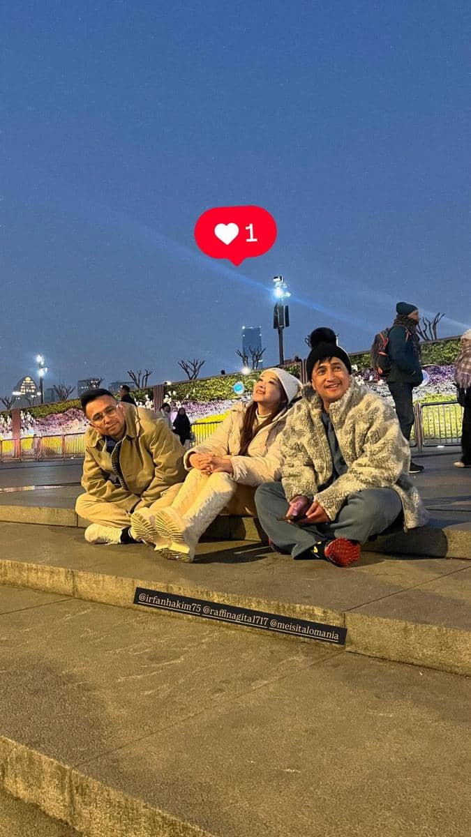 Irfan Hakim dan tim FYP liburan ke Shanghai.