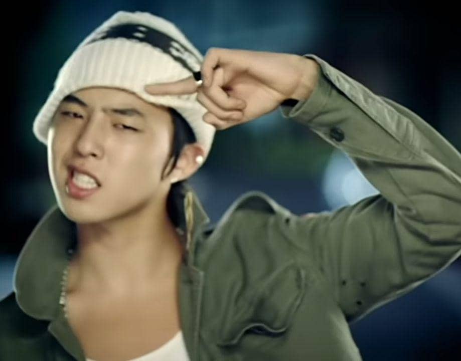 Cuplikan MV This Love 