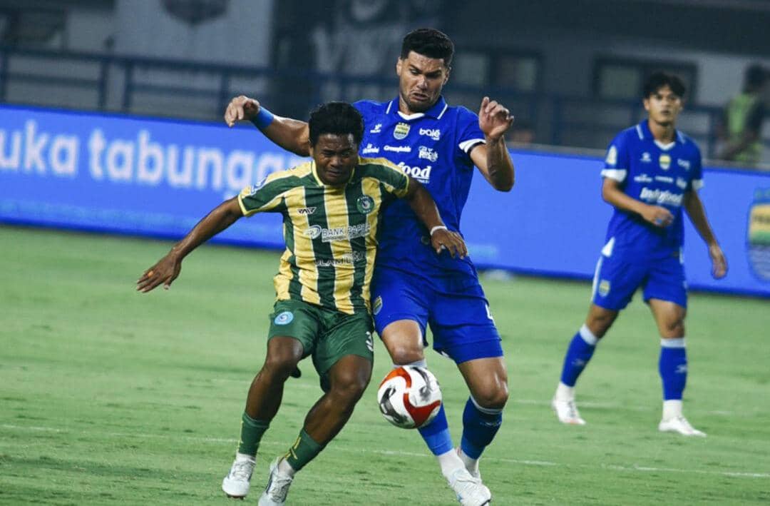 Persib Susah Payah Sikat PSBS Biak di Bandung