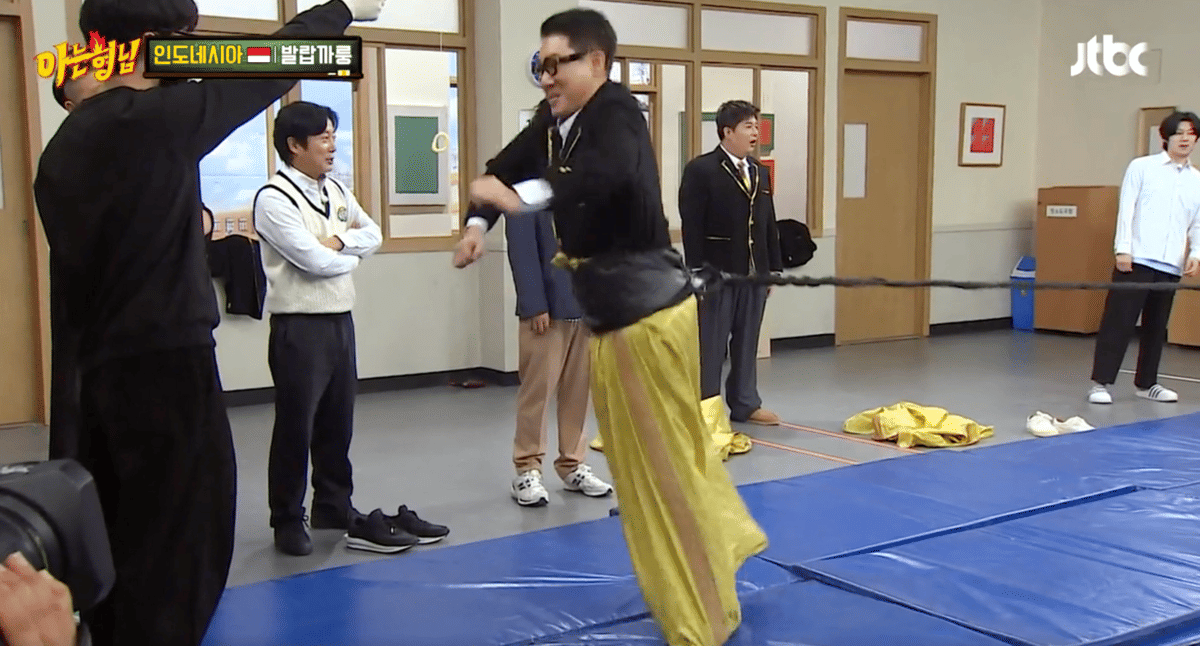 momen cast Knowing Brothers main balap karung