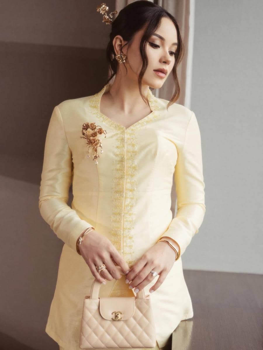 Barang Branded di Lamaran Syifa Hadju dan El Rumi 