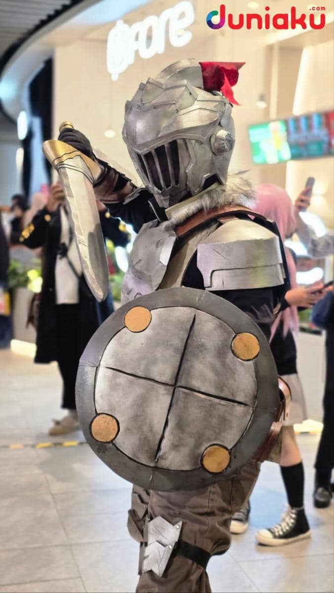 Cosplayer Goblin Slayer. (instagram.com/__pendoel__)