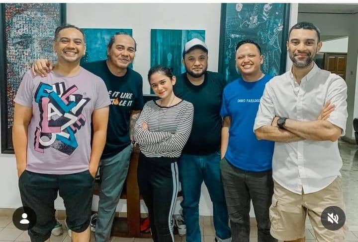 kenangan Tissa Biani dan Lucky Widja vokalis band Element