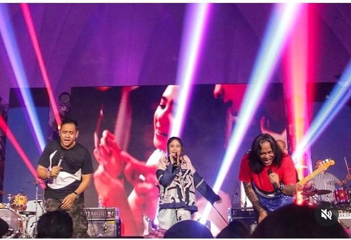 kenangan Tissa Biani dan Lucky Widja vokalis band Element