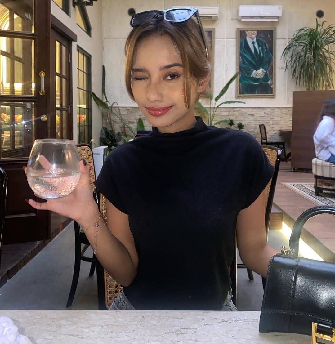 gaya makeup ala Tiktoker Siska Yourminbite 