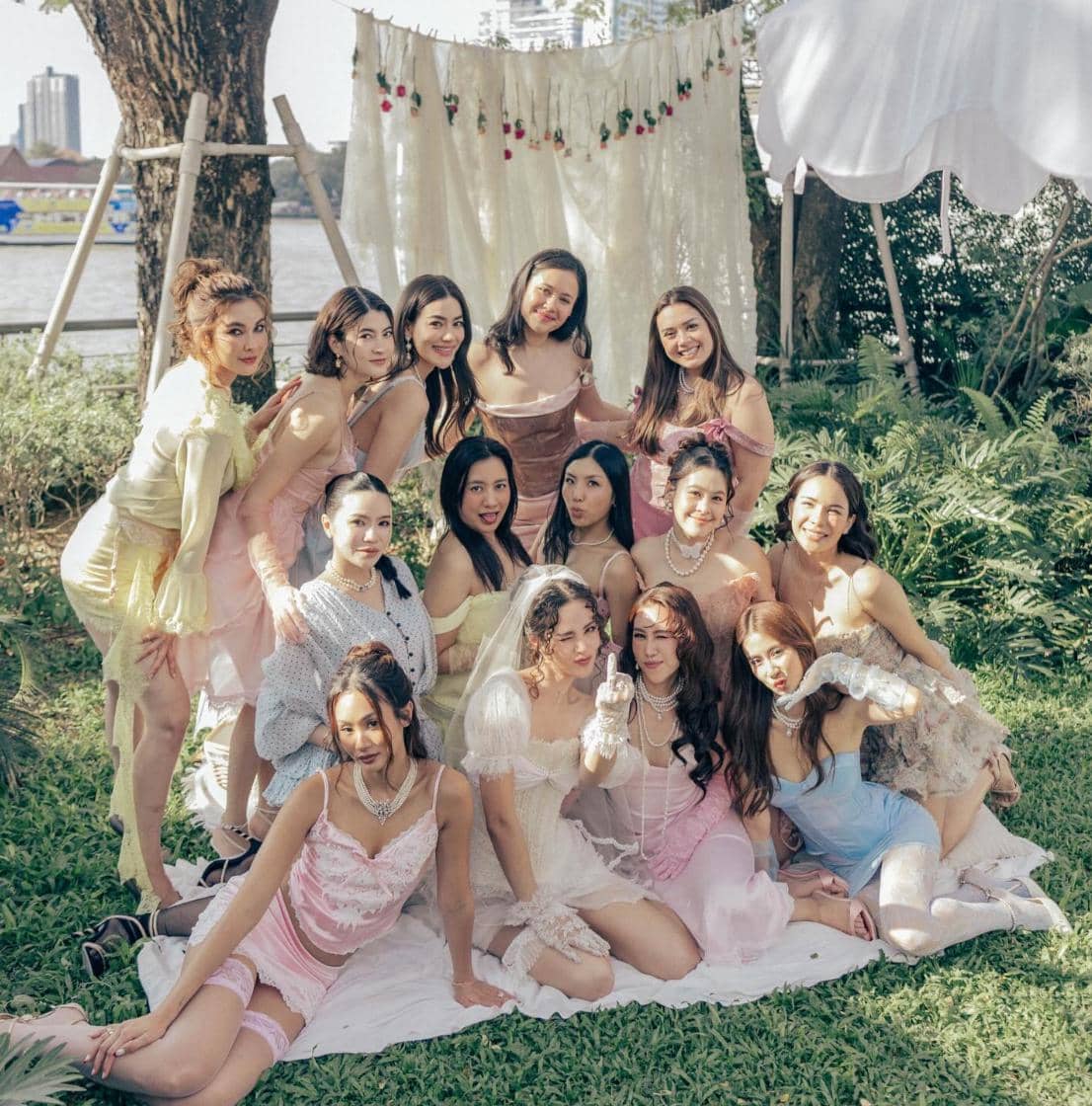 momen bridal shower Yaya Urassaya