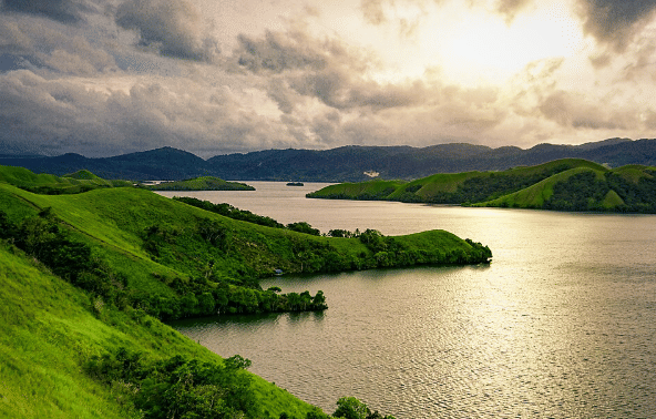 pemandangan Danau Sentani