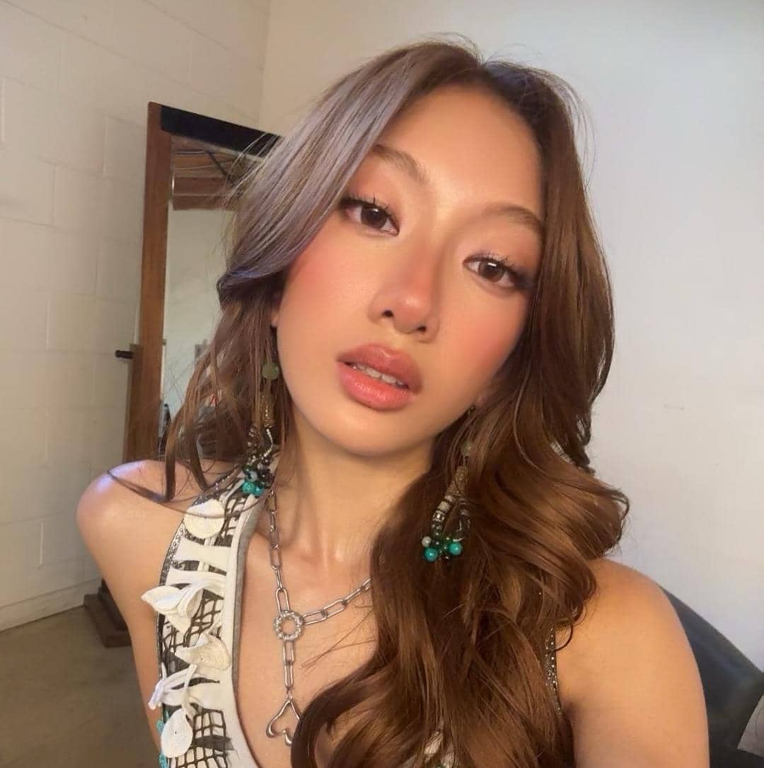 Inspirasi makeup ala member No Na