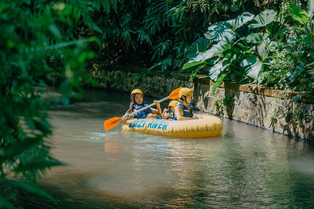 lazy river tubing di Desa Wisata Penarungan (instagram.com/desawisatapenarungan)