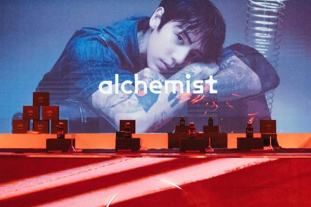 Out West Exhibition di Plaza Indonesia.