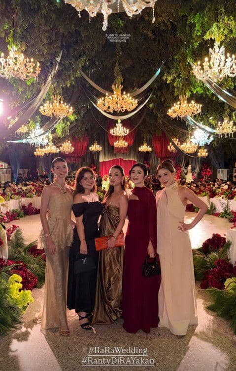 tamu artis di resepsi Ranty Maria dan Rayn Wijaya