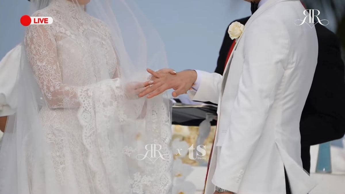 pernikahan Ranty Maria dan Rayn Wijaya