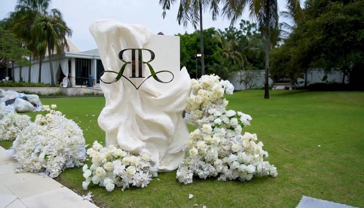Pemberkatan nikah Ranty Maria dan Rayn Wijaya