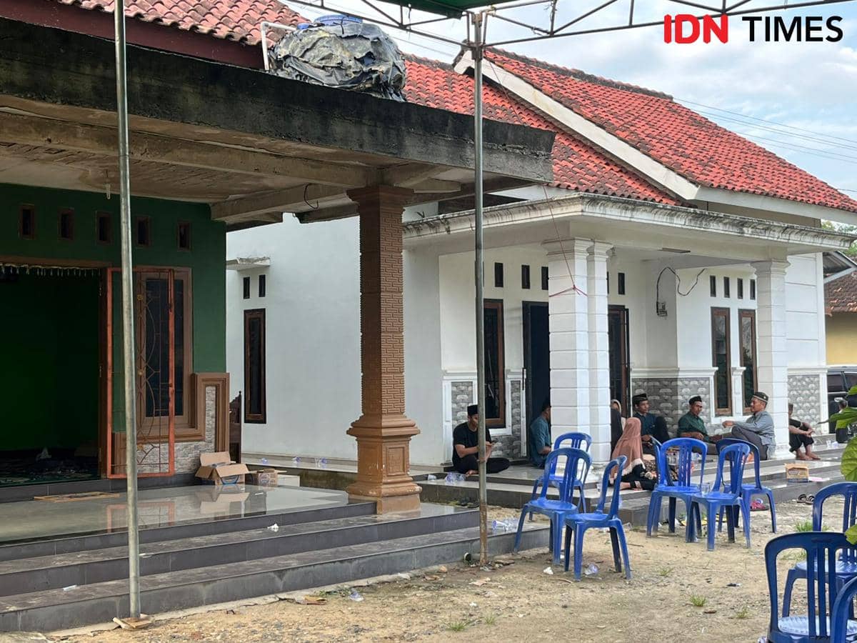 Suasana Haru di Rumah Duka Praka Kori, Marinir Korban Longsor Cisarua