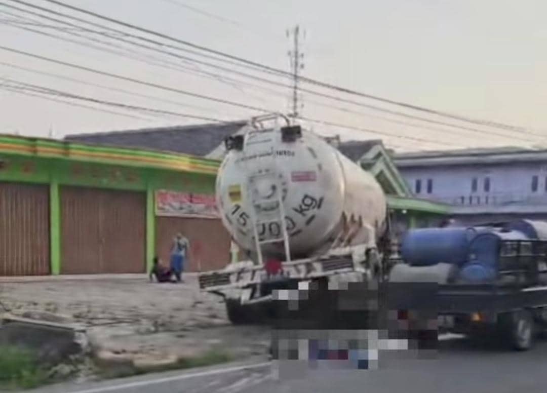 Kecelakaan di Belitang OKU Timur menewaskan seorang pelajar.