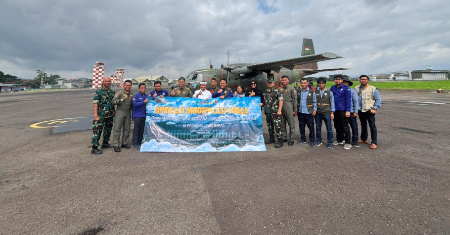 Pemprov Jabar dan BMKG Gelar Operasi Modifikasi Cuaca hingga 29 Januari 2026