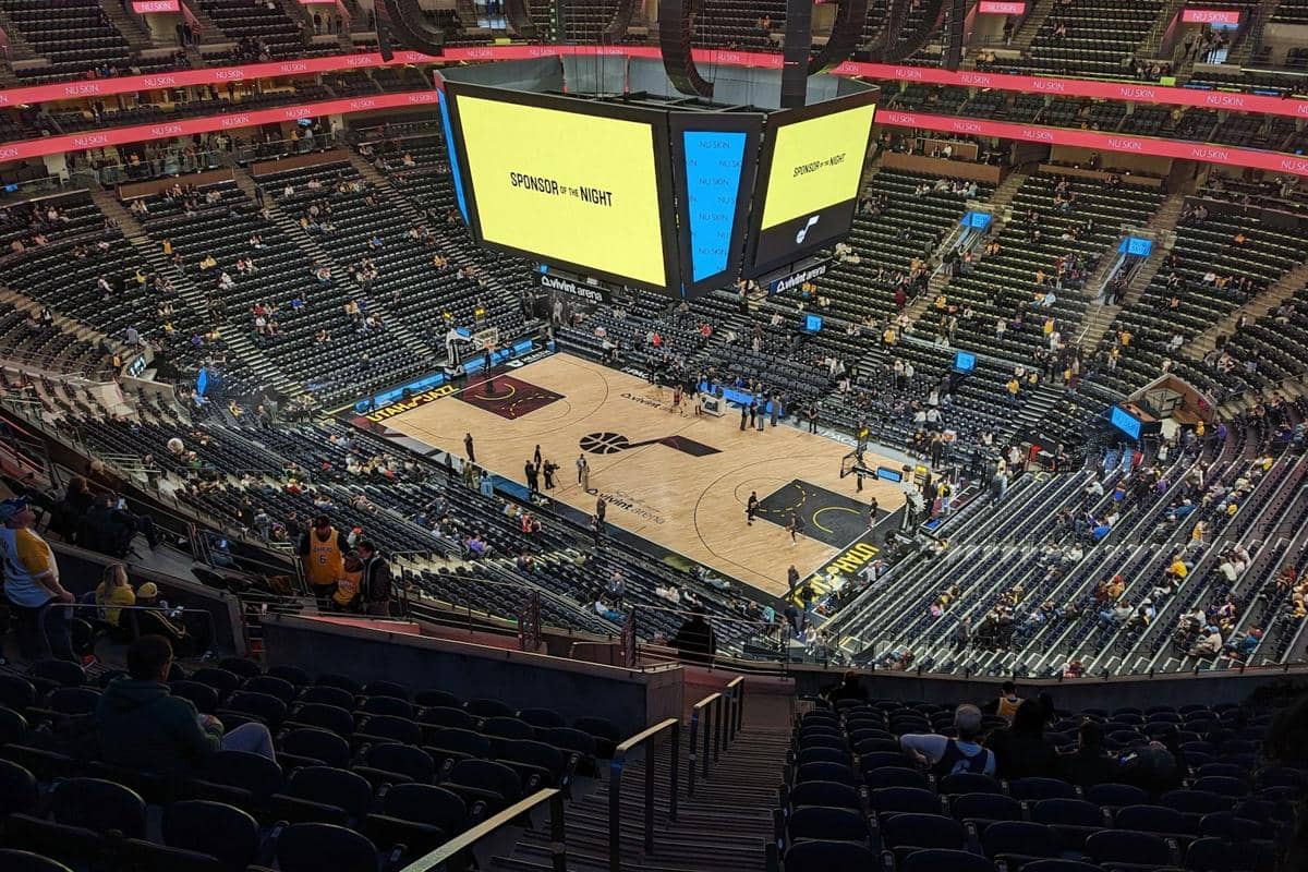 Utah Jazz bermain di NBA.