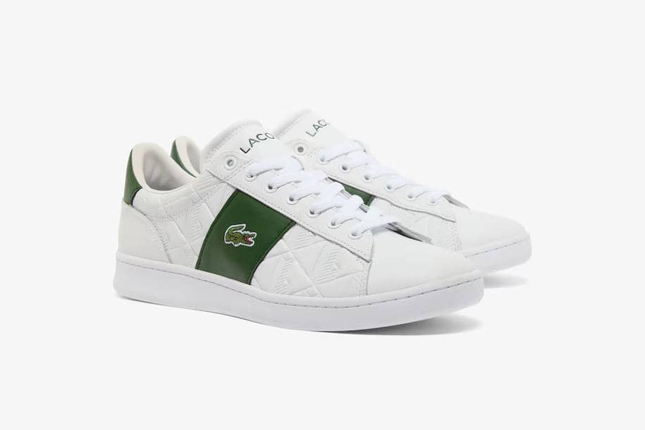 foto sepatu putih Lacoste