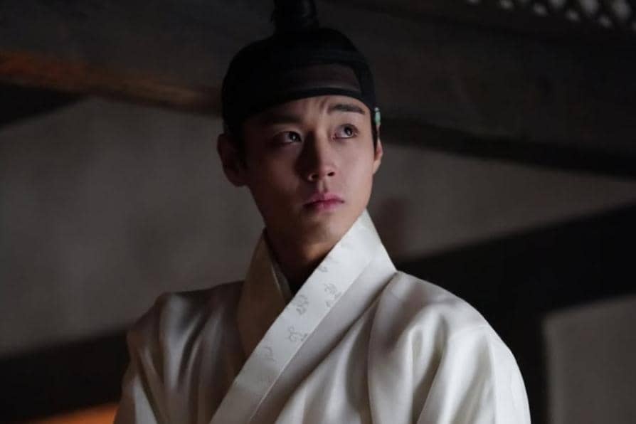 cuplikan film The King's Warden