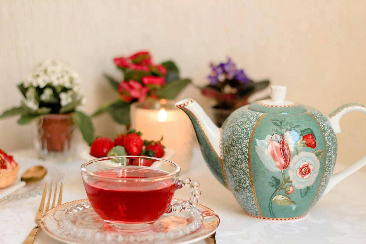 Ilustrasi notes red tea