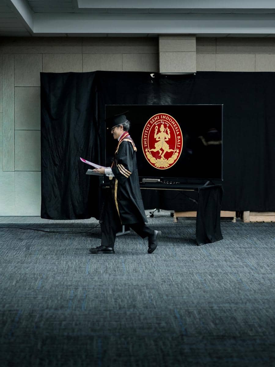 Riri Riza Lulus S3, Resmi Bergelar Doktor (instagram.com/riririza)