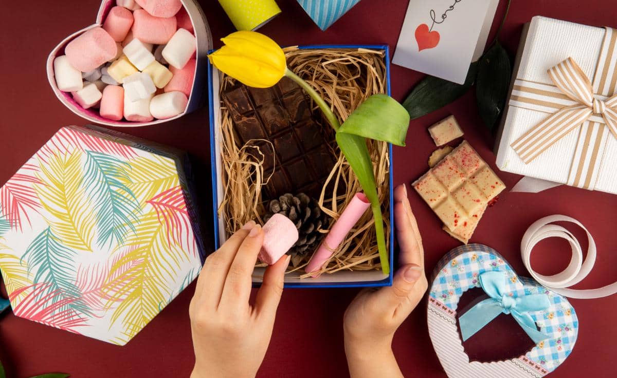 Ilustrasi membuat hampers