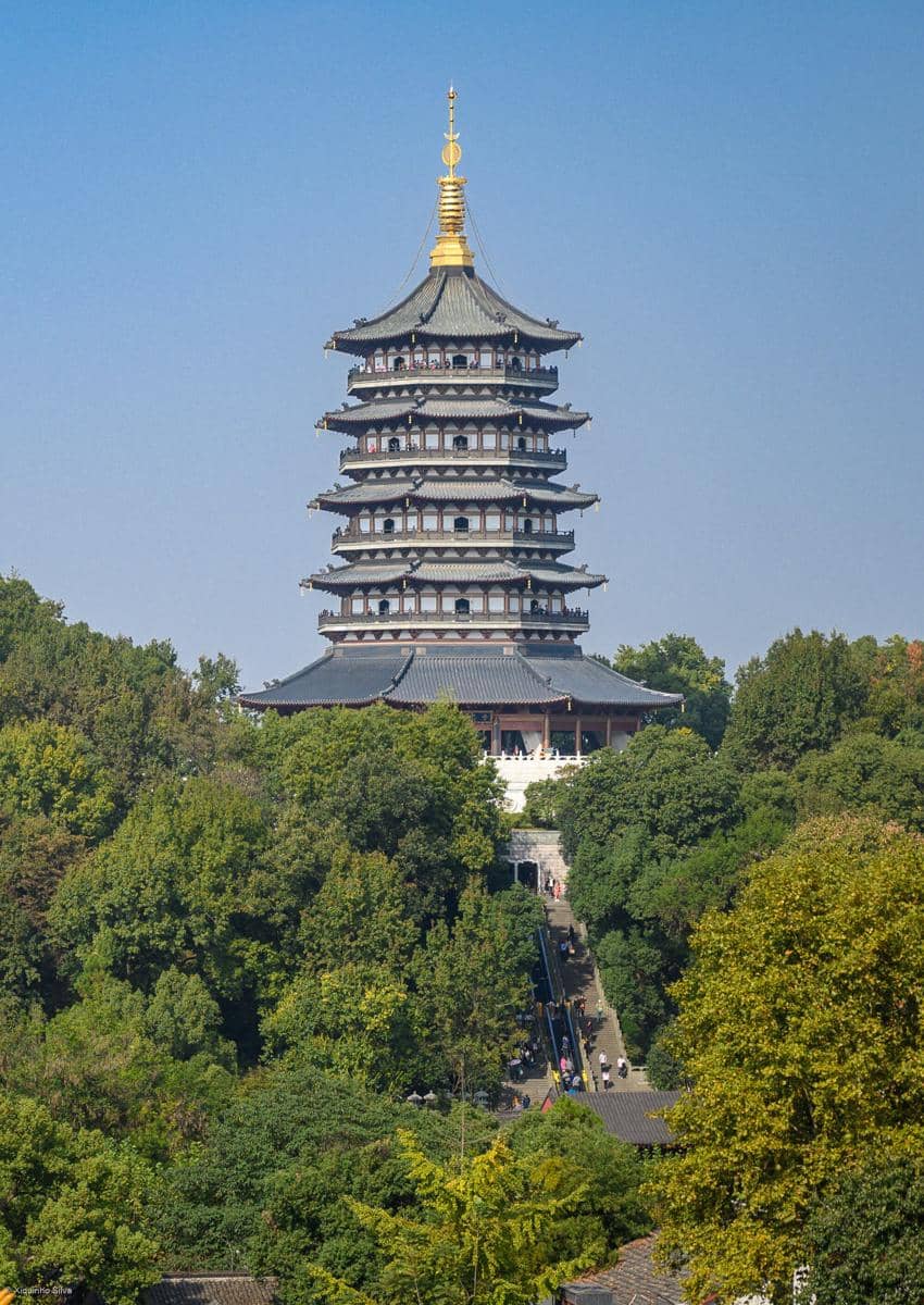 potret Leifeng Pagoda