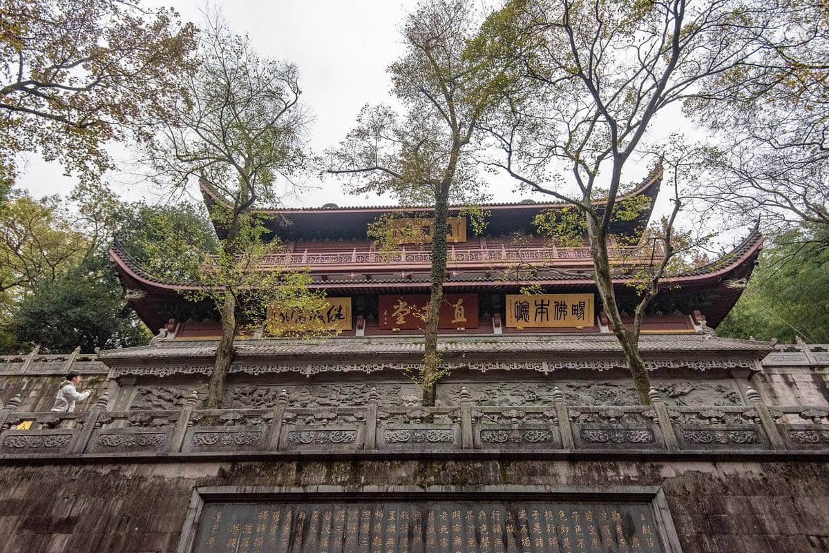 potret Lingyin Temple