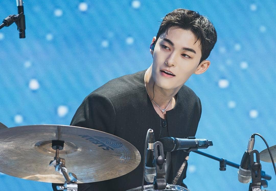 Park Jeong Woo di drama Idol I