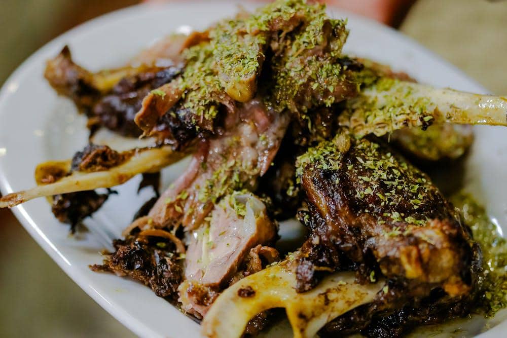 ilustrasi bebek goreng cabai hijau