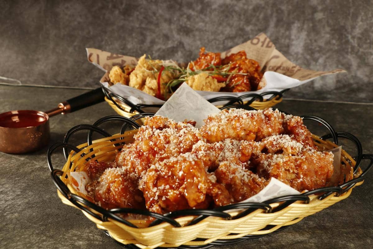 ilustrasi ayam goreng khas Korea