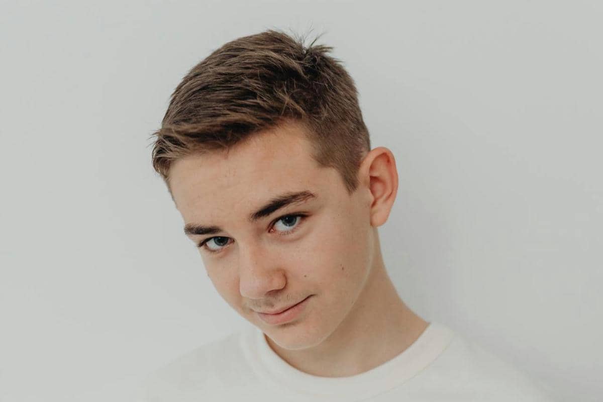 ilustrasi gaya rambut anti razia sekolah