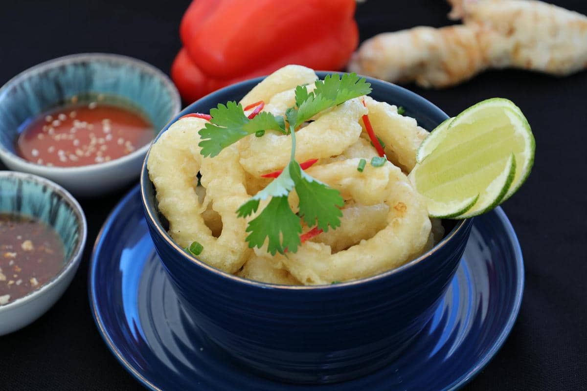 ilustrasi salt and pepper squid
