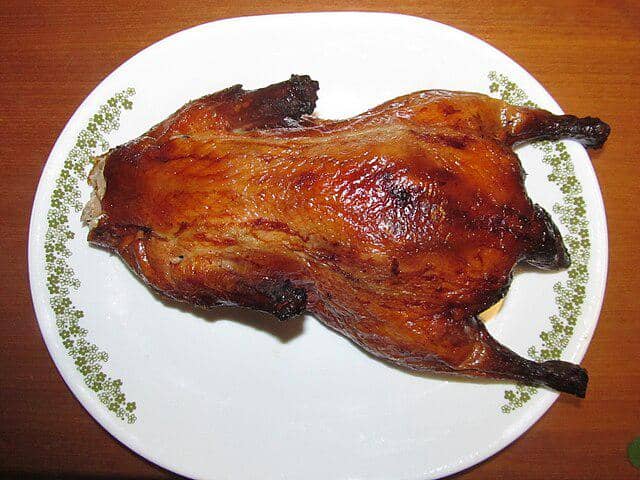 ilustrasi bebek panggang charsiu