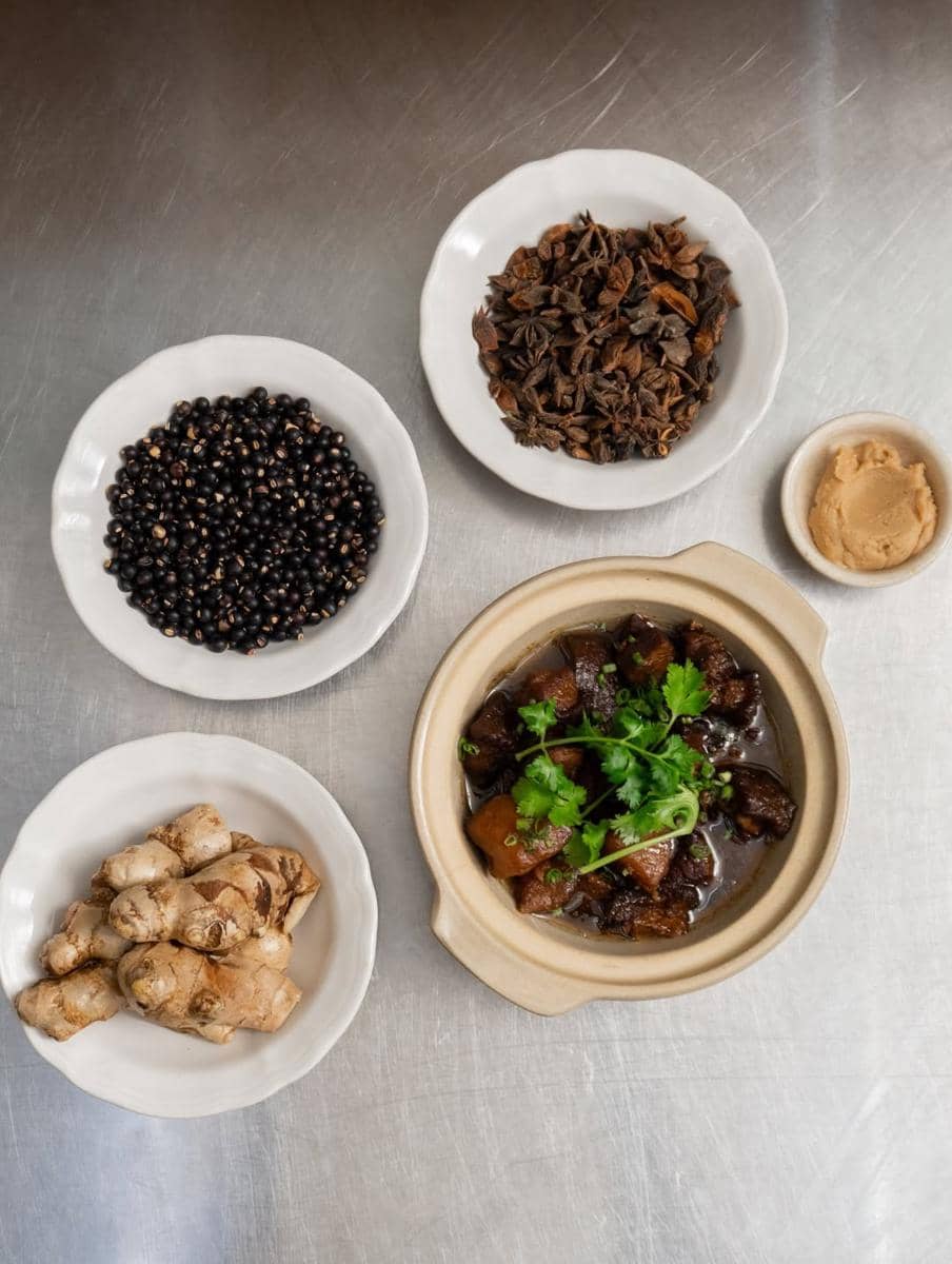 sajian pongteh di salah satu restoran peranakan di Bali