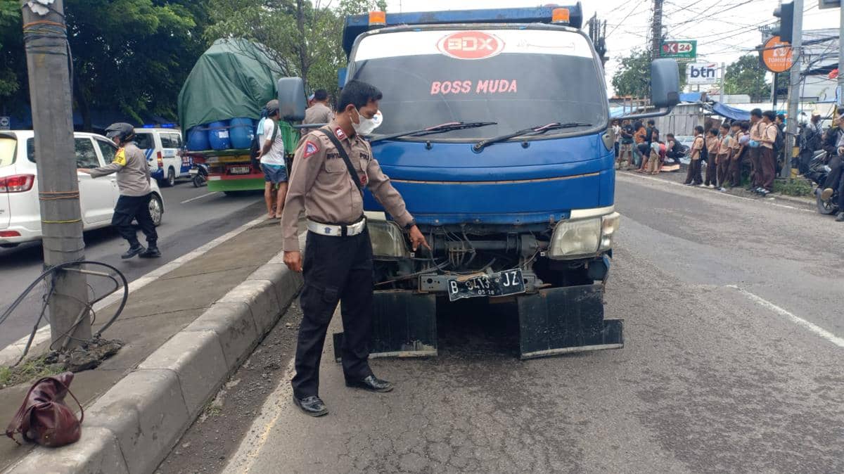 Kecelakaan di Bekasi tewaskan pengendara sepeda motor