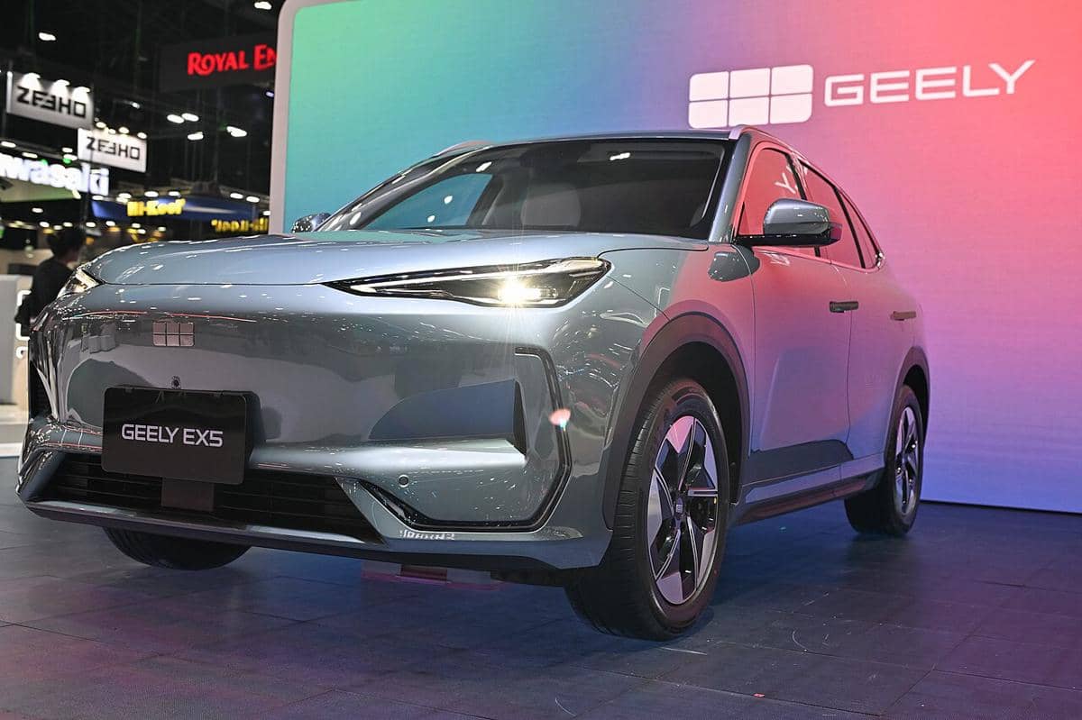 Kelebihan dan kekurangan mobil Geely