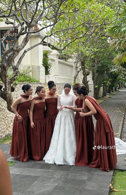 Bridesmaid dan Groomsmen Ranty Maria dan Rayn Wijaya 