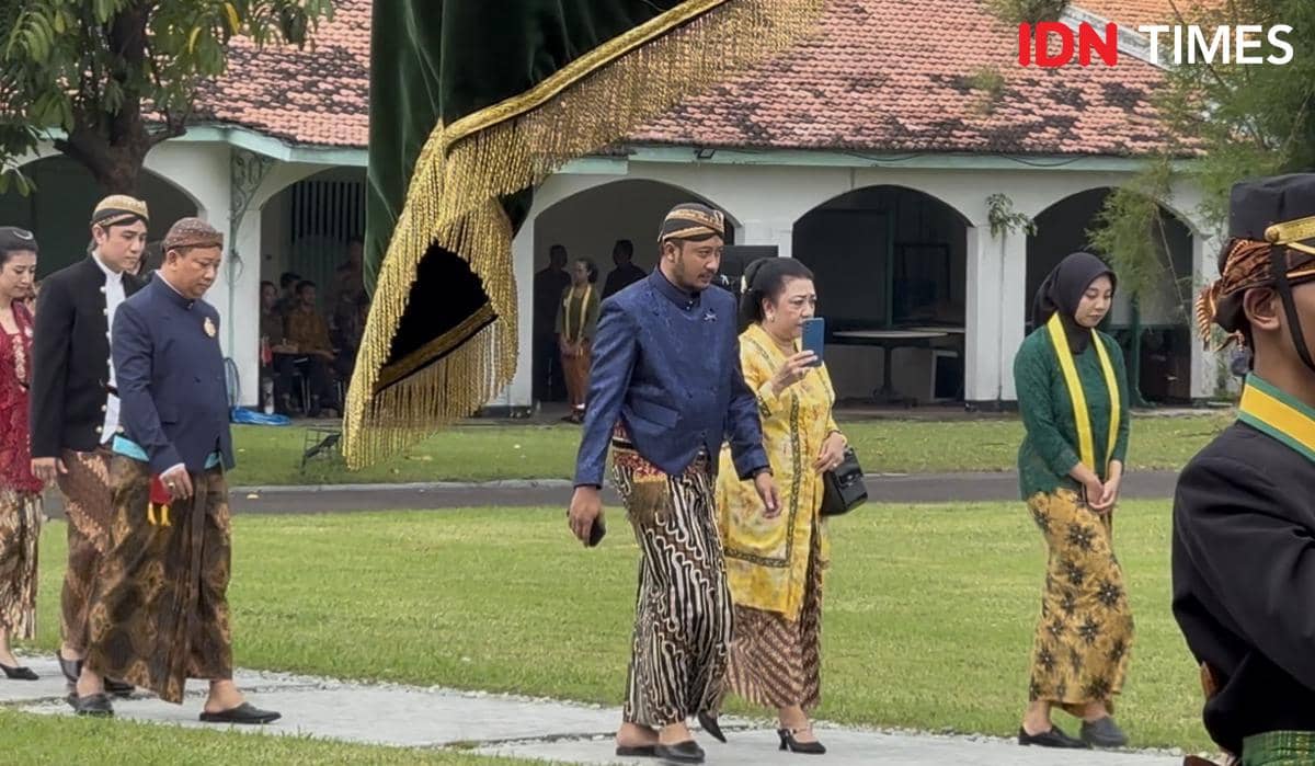 PB XIV Hangabehi hadiri acara Tingalan Dalem Jumenengan Kaping 4, KGPAA Mangkunegara X di Pura Mangkunegaran. (IDN Times/Larasati Rey)