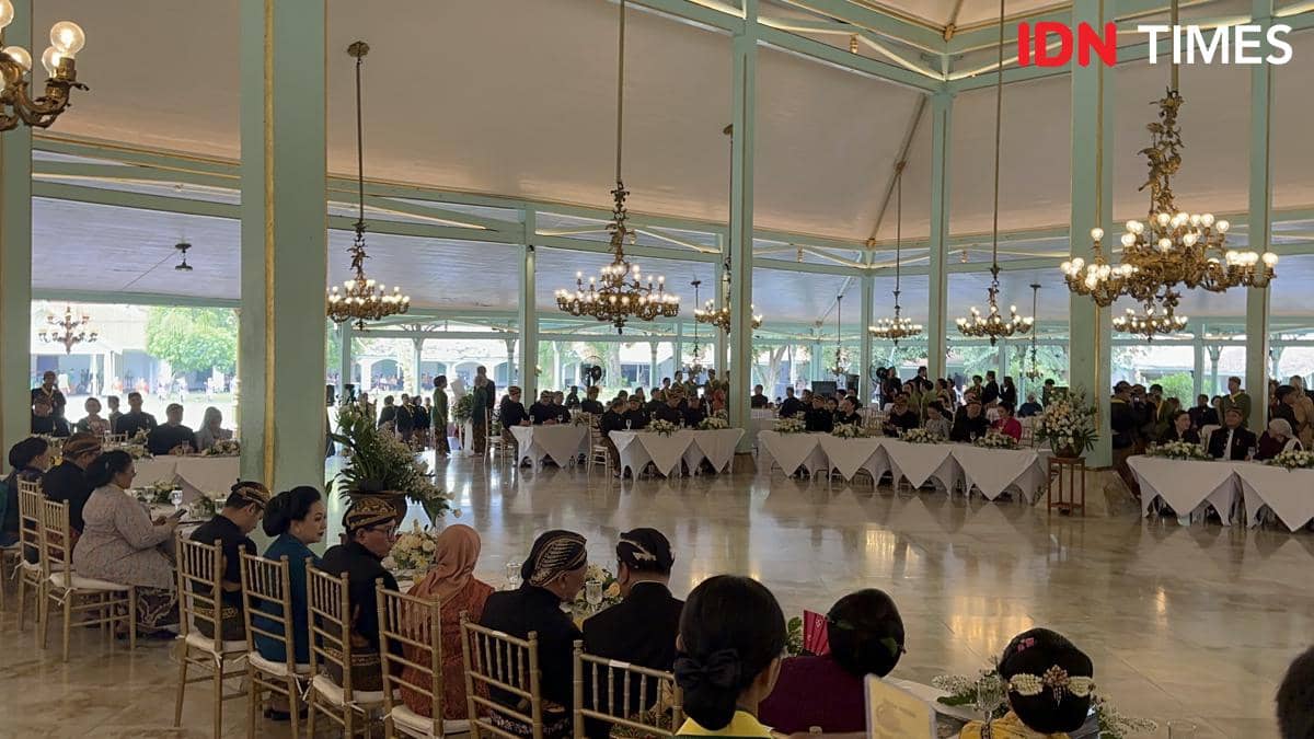 Tingalan Jumenengan KGPAA Mangkunegara X di Pura Mangkunegaran. (IDN Times/Larasati Rey)