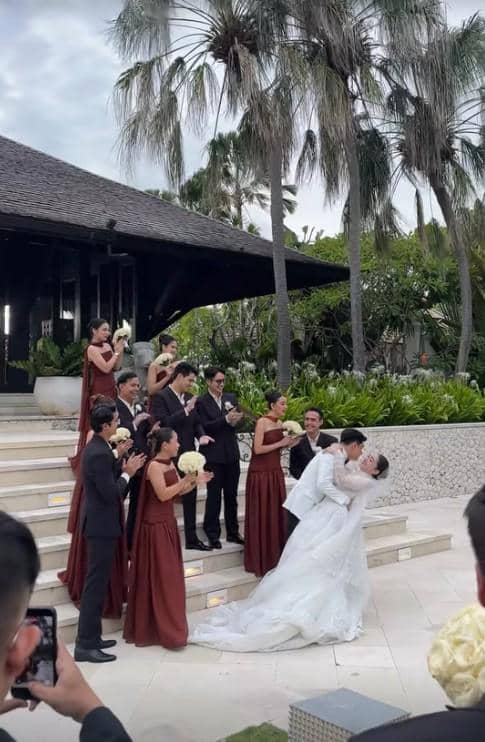 Bridesmaid dan Groomsmen Ranty Maria dan Rayn Wijaya 