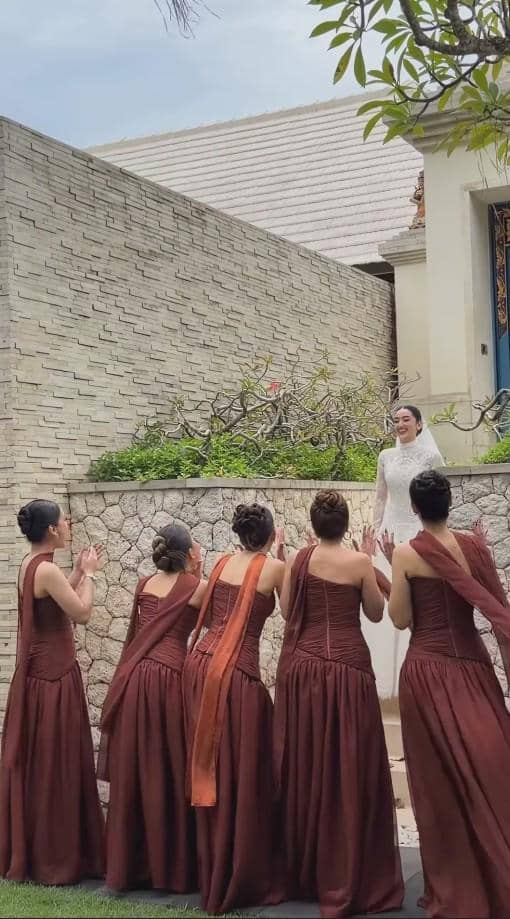 Bridesmaid dan Groomsmen Ranty Maria dan Rayn Wijaya