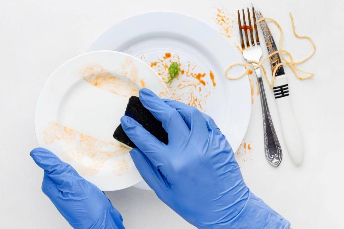 ilustrasi mencuci piring